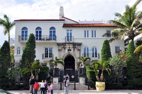 versace le sirenuse miami|gianni versace house miami.